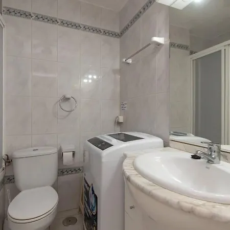 Santa Maria 130 - One Bed Apartament *